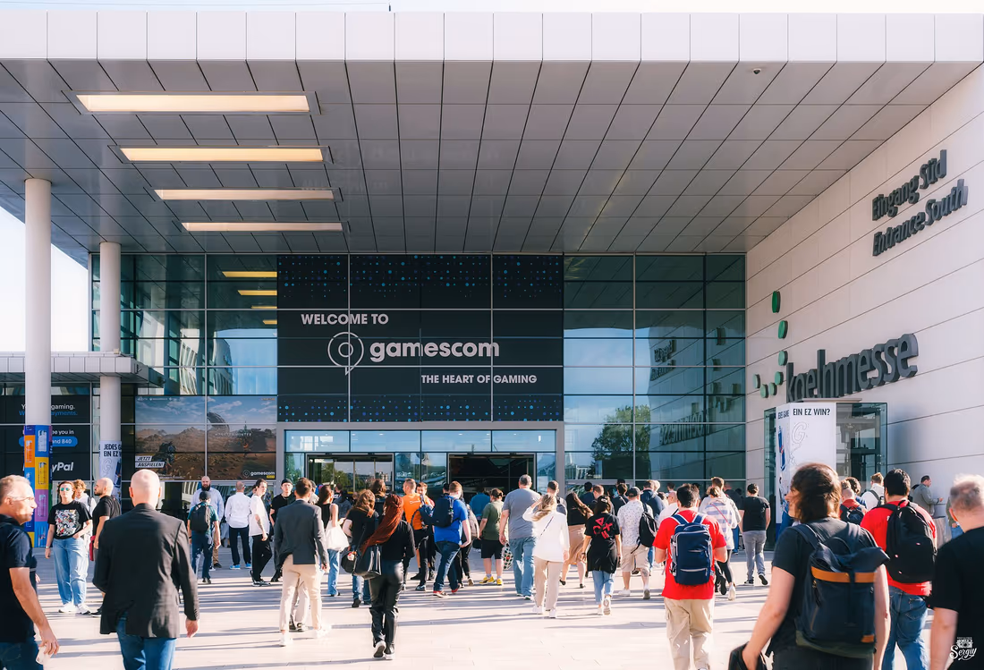 The business area entrance at gamescom 2024, with trade visitors arriving